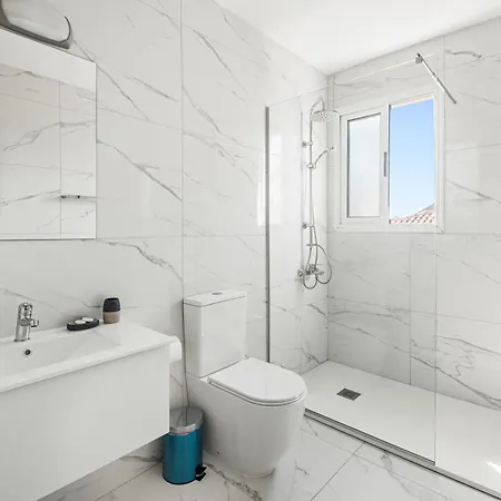 Nautical Club Penthouse Apartamento Larnaca