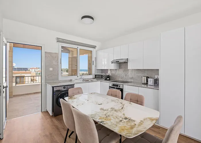 Nautical Club Penthouse Lägenhet