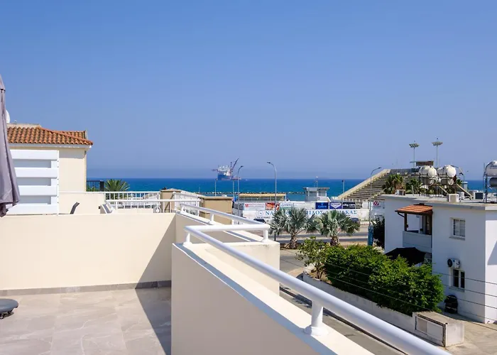 Nautical Club Penthouse *