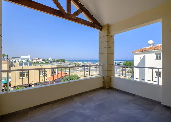 Nautical Club Penthouse Lägenhet *